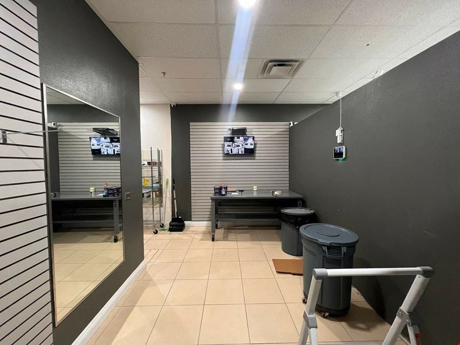Longford Shoppes