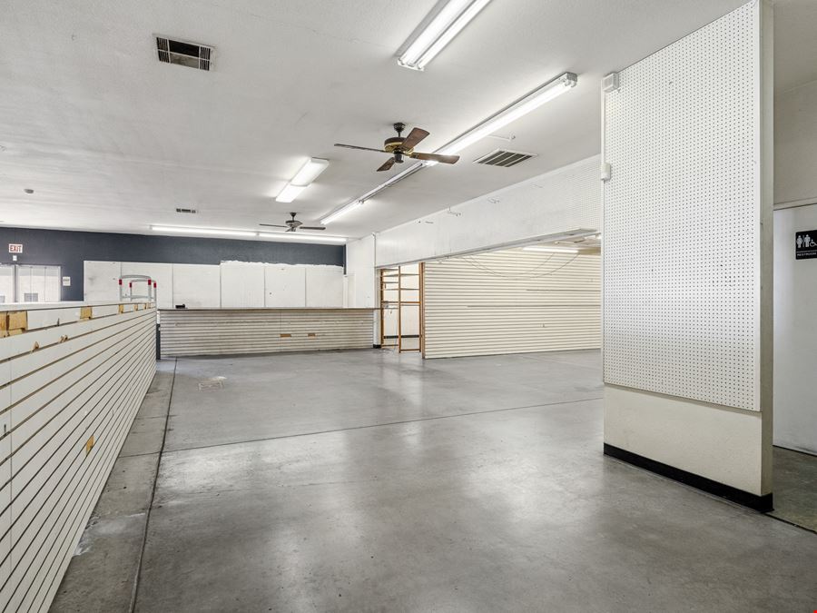 I-15 freeway showroom