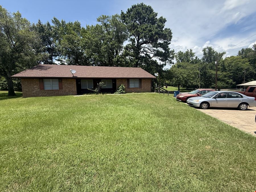 1007 Richey Dr Gladewater TX 75647