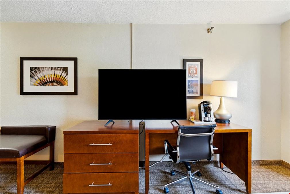 Comfort Inn Woodland Hills