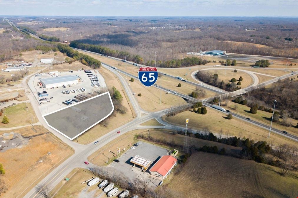 2135 Ted Dorris Rd - Goodlettsville