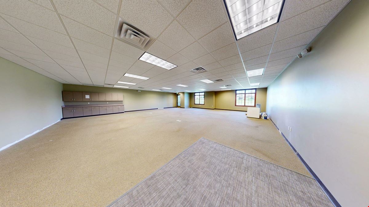 Chestnut Hills Office Building