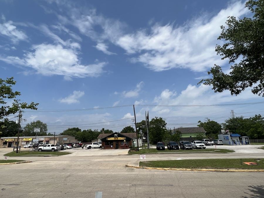 Retail Land Dev Opp +/-1 Acre Kemah, TX, near Home Depot & Target