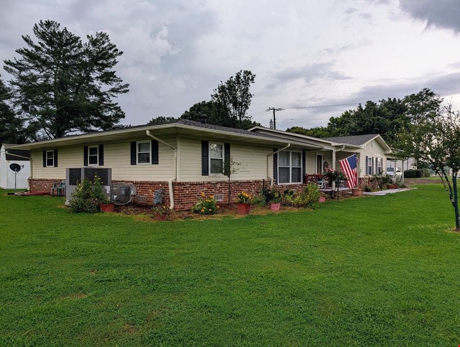 4670 Georgetown Rd NW