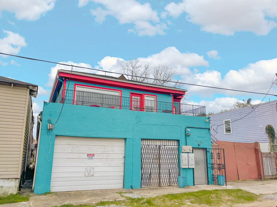 Mixed-Use Office Warehouse in Mid City