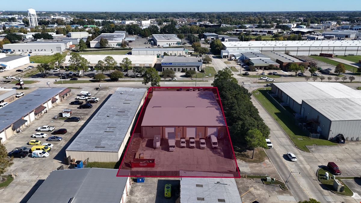 ±14,000 SF Flex Space