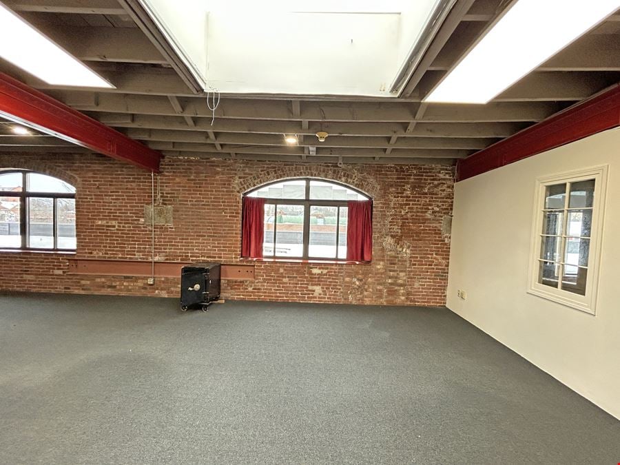 For Lease | 2nd-Floor Office Space in Portsmouth's West End