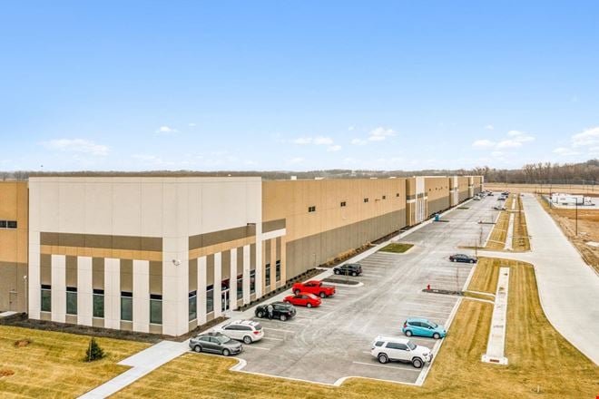Preview of Industrial space for Rent at 14301 NE 41st St.