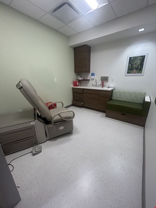 Fully Built out Medical Office- Griffith, IN