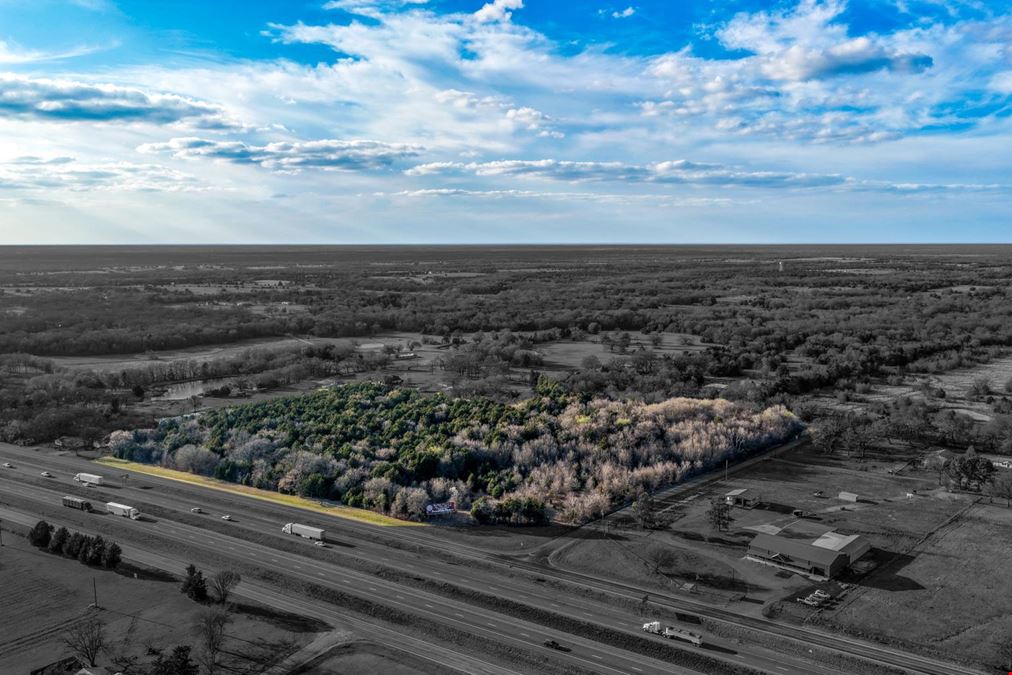 I-30 & CR 4114 Campbell TX - 20.91 AC on Corner Lot