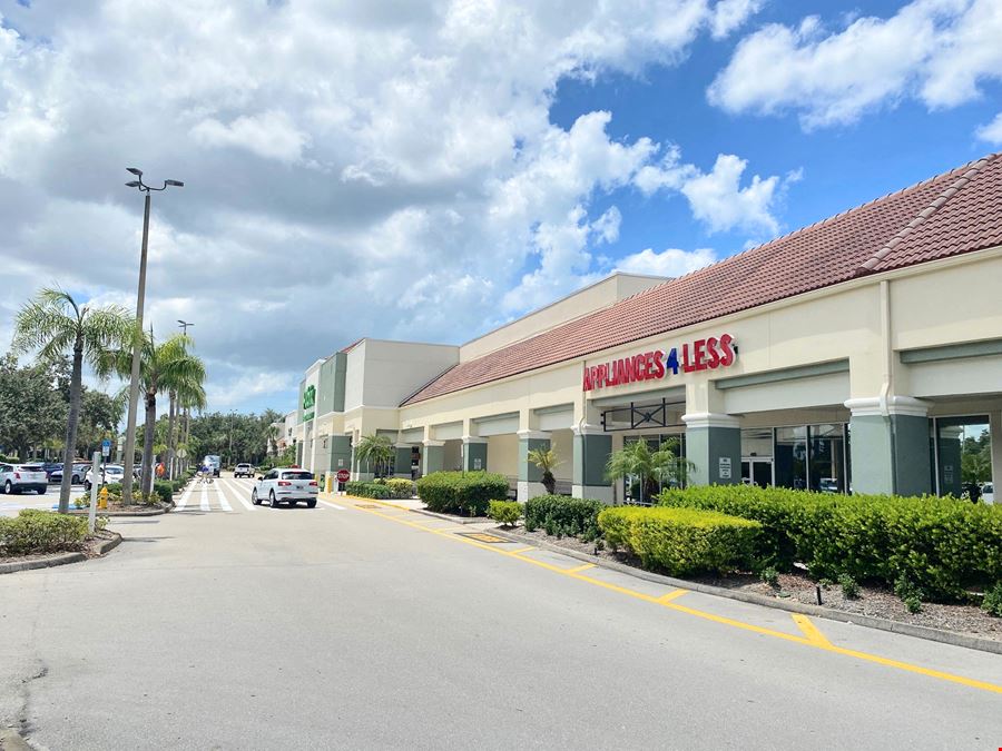 Shoppes at Pelican Landing