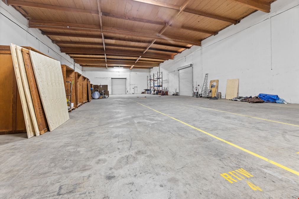 415 W 3rd St