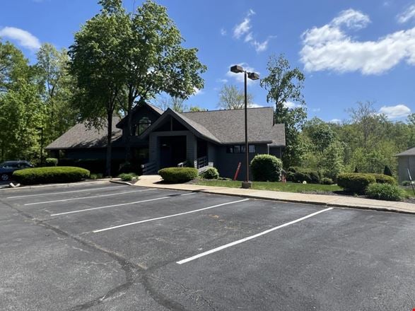 Preview of Office space for Rent at 830 E Johnstown Rd