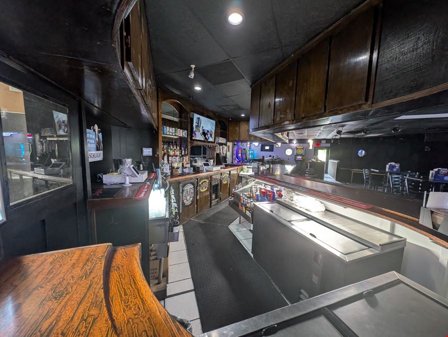 251 Derby St