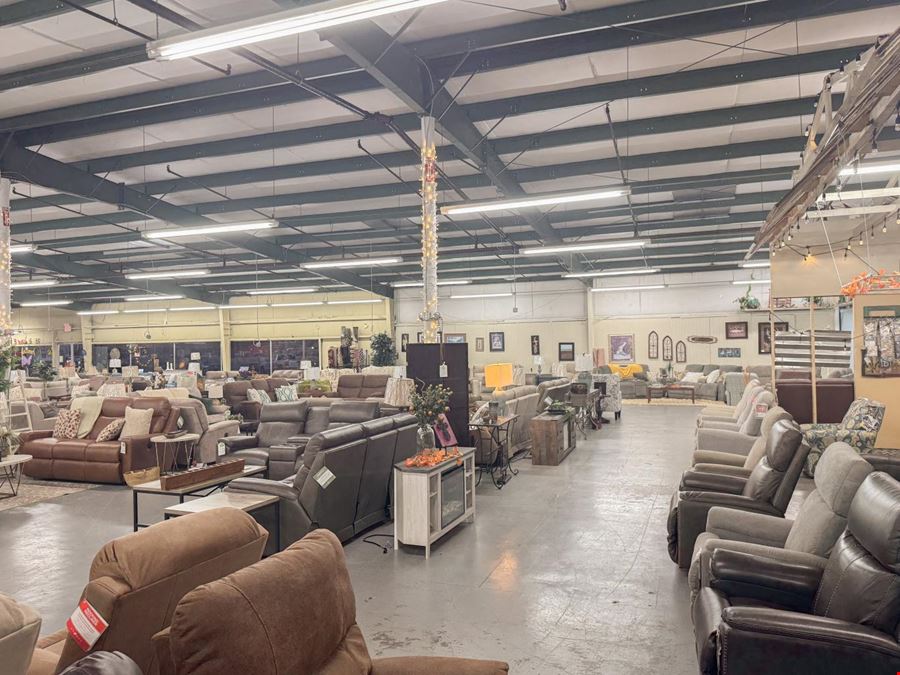 30k SF Retail For Sale 