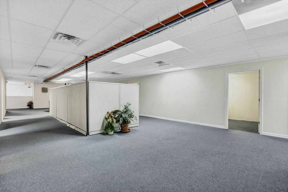 904 Office Space in Downtown Melbourne