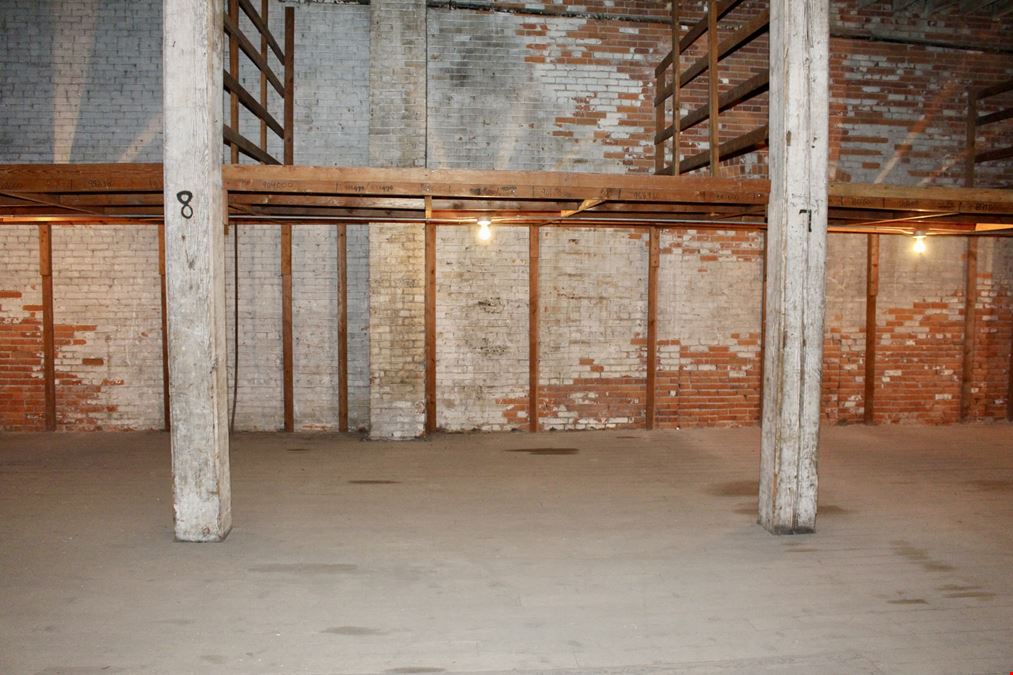 112 W Pacific Ave