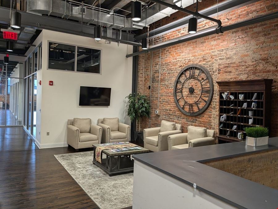 Downtown RH Creative Office