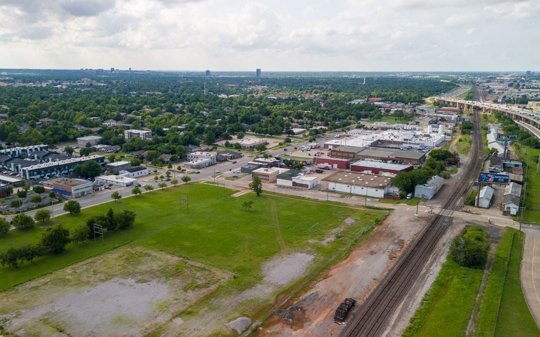 Land in North Automobile Alley