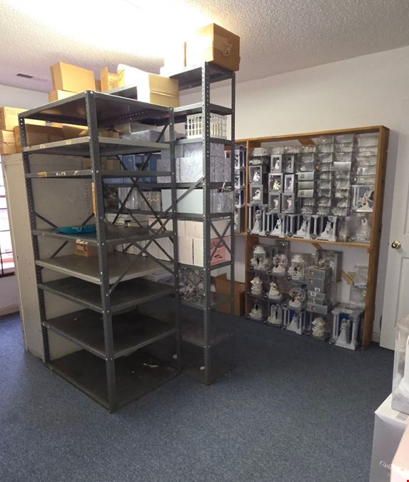 Flex/Retail Space Leeman Ferry