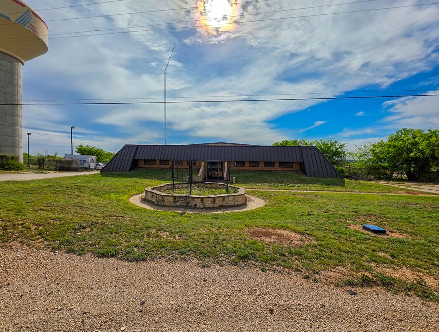 8225 Buffalo Gap Road