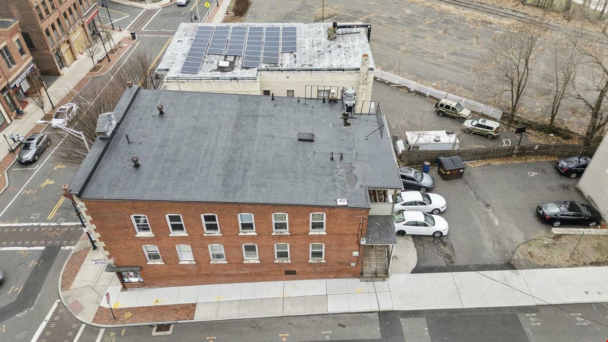 255 Main St