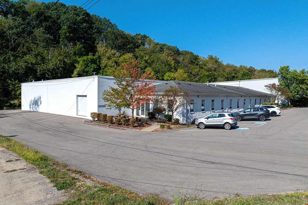 30,240 SF Industrial/Flex Building on 3.8 Acres