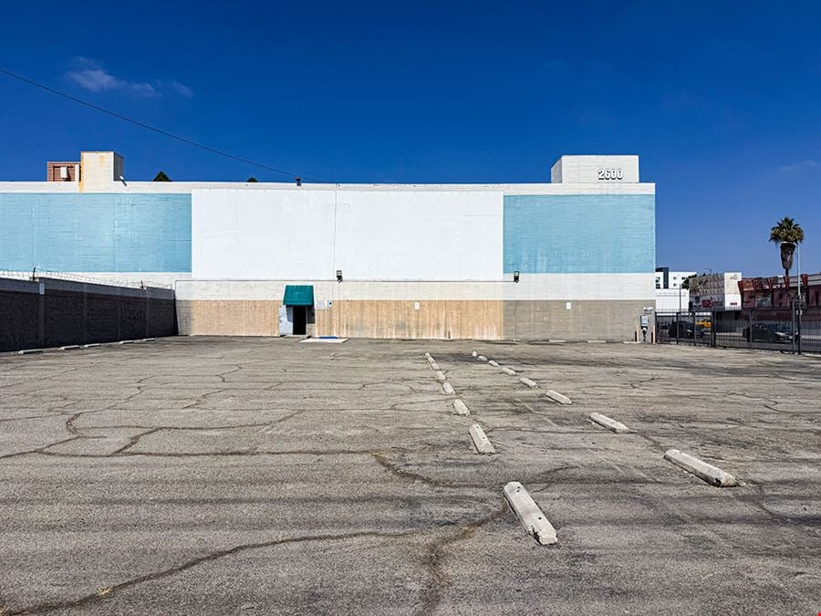 2600 South Broadway & 2601 South Main Street
