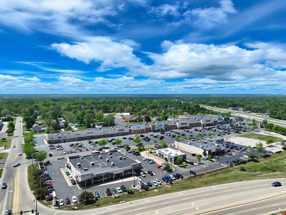 Preview of Retail space for Rent at 1017 W Lane Rd