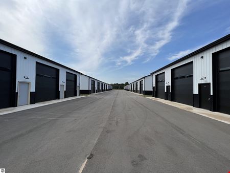 Preview of Commercial space for Sale at M-88