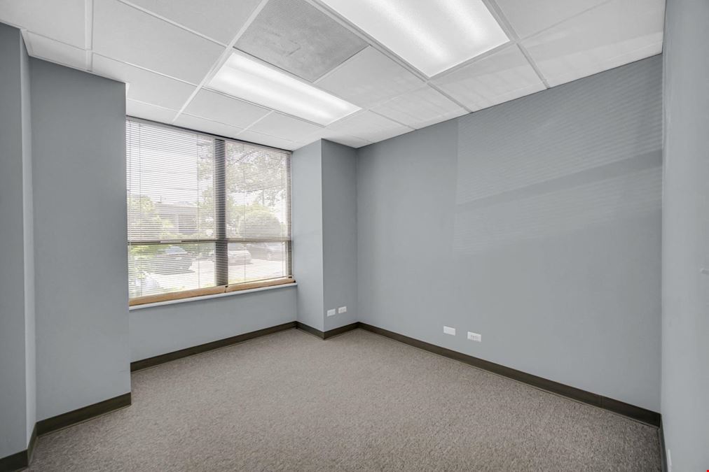 1S443 Summit Ave, Suite 101, Oakbrook Terrace, IL 60181