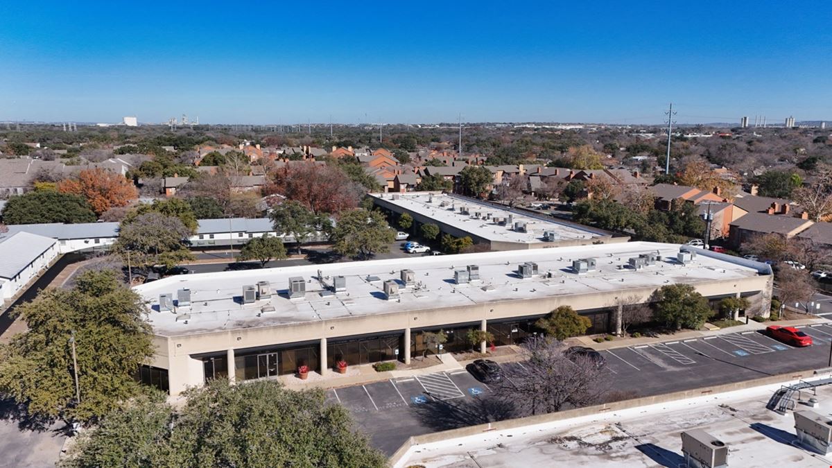 2391 NE Loop 410