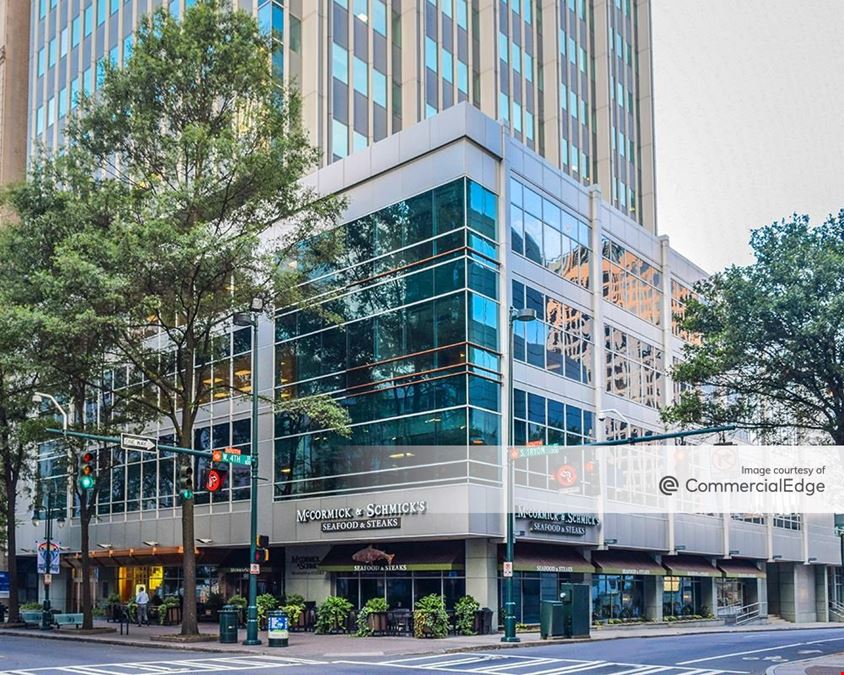 200 South Tryon