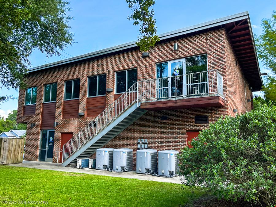 802 NW 5th Avenue, Suite 100