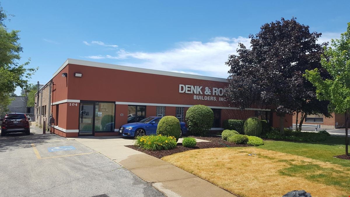 Beautiful Office Building w/Storage