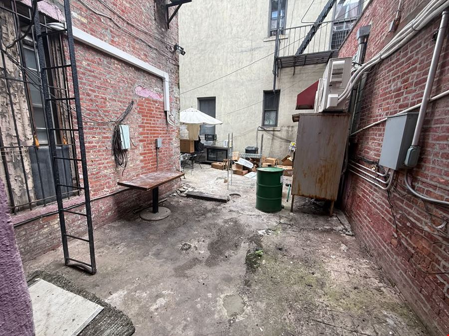 309 Bedford Ave