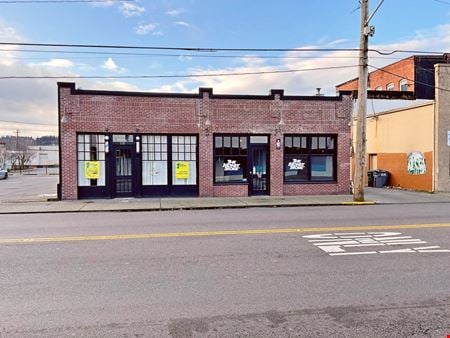Preview of Commercial space for Rent at 112 E Stewart