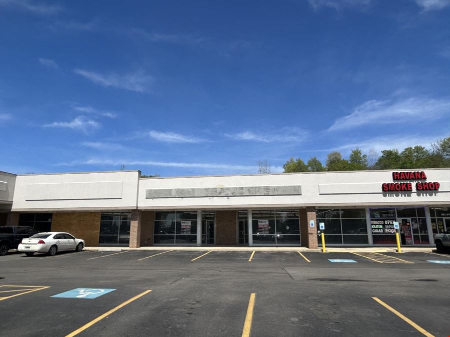 Cedar-Lodi Plaza