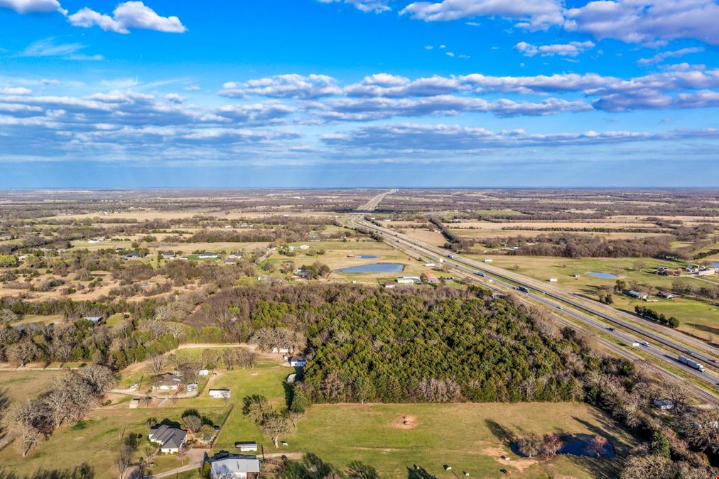 I-30 & CR 4114 Campbell TX - 20.91 AC on Corner Lot