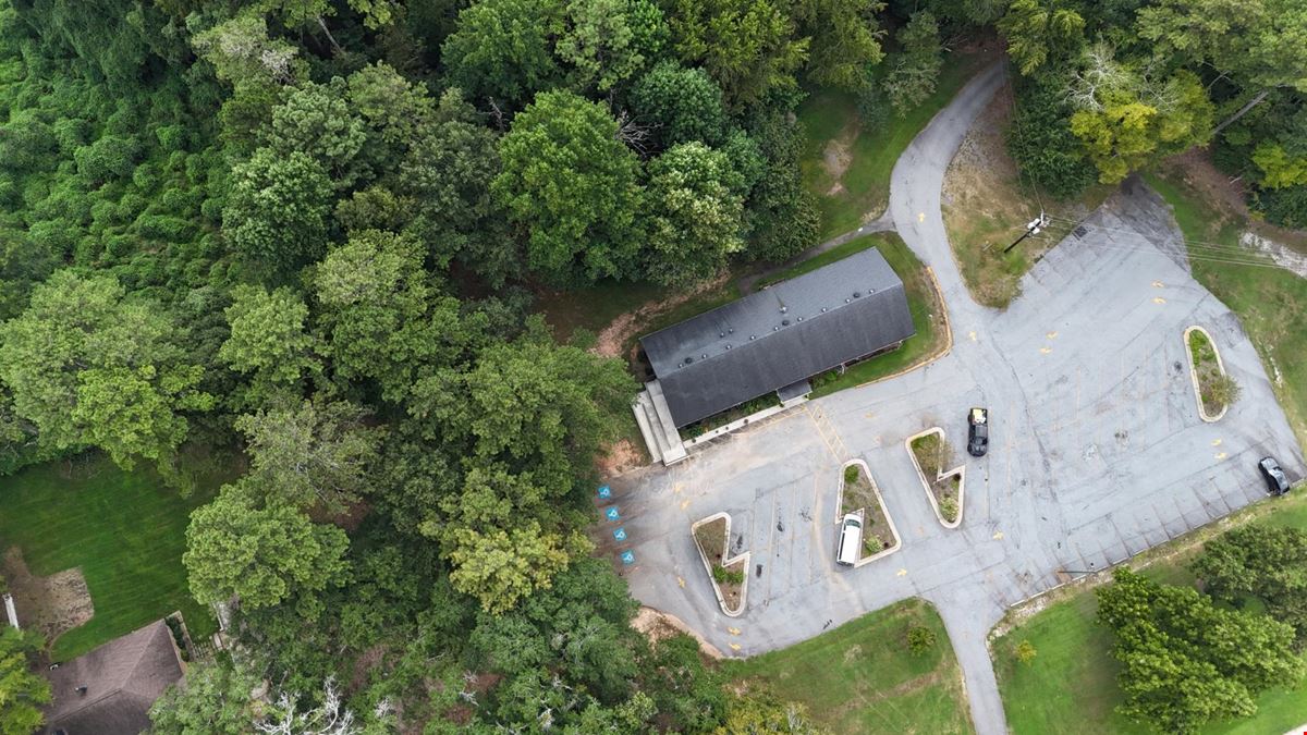 Church Buildings / 5.51-Acre Opportunity For Sale