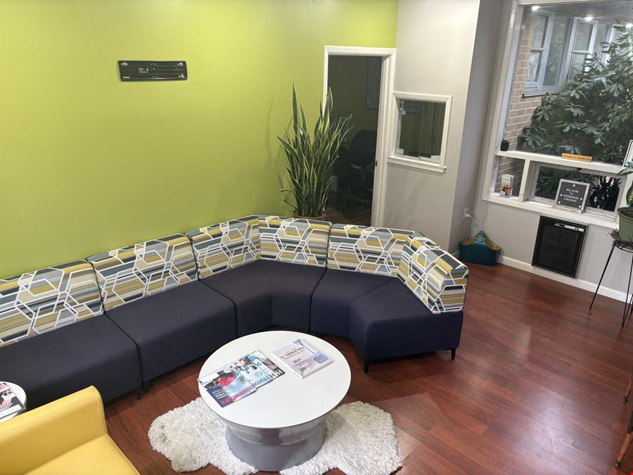 224 Roseberry St Suite 8