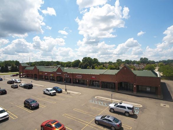 Preview of Retail space for Rent at 8811-8899 Newburgh Rd