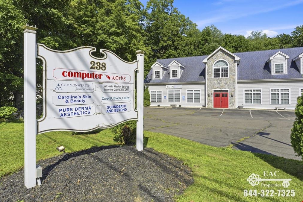 238 Monroe Turnpike, Monroe