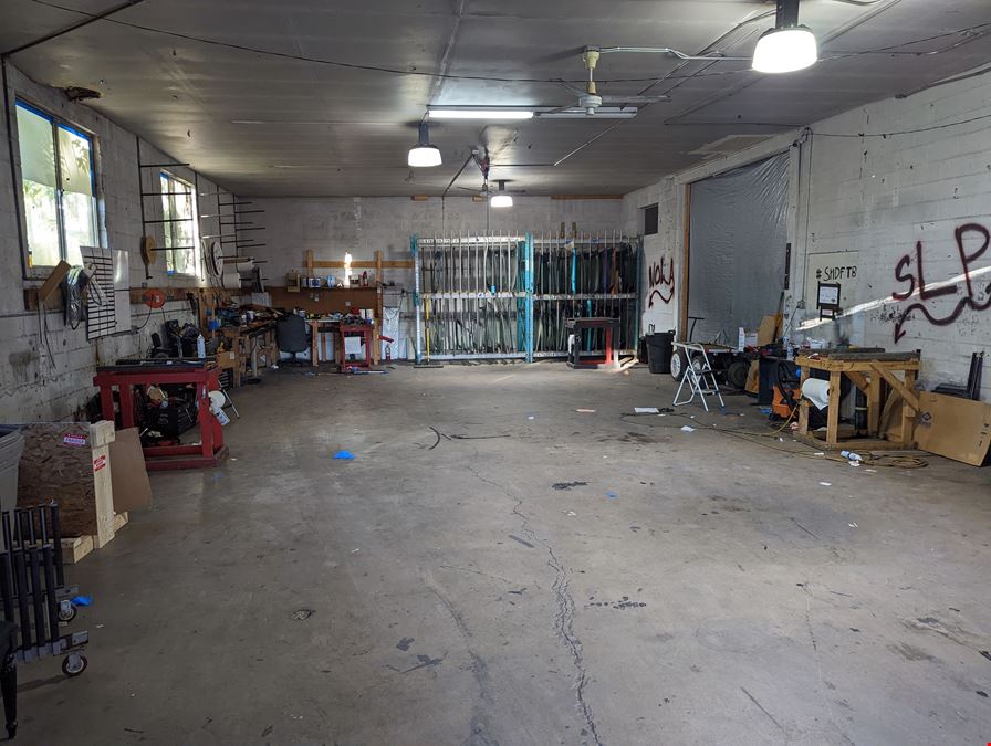 5700 W Alameda