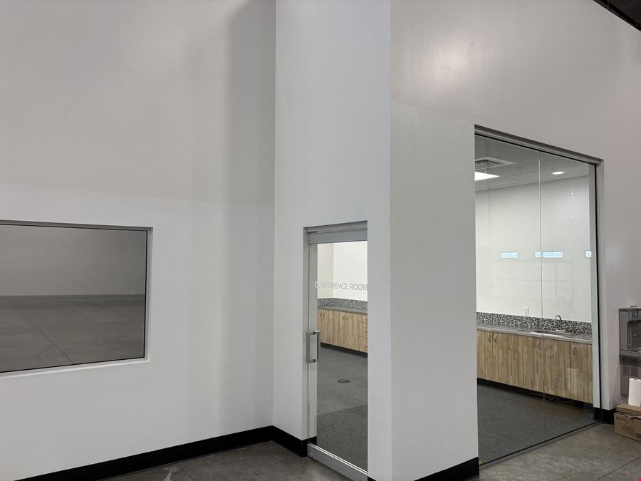 Fowler Retail/Flex Complex