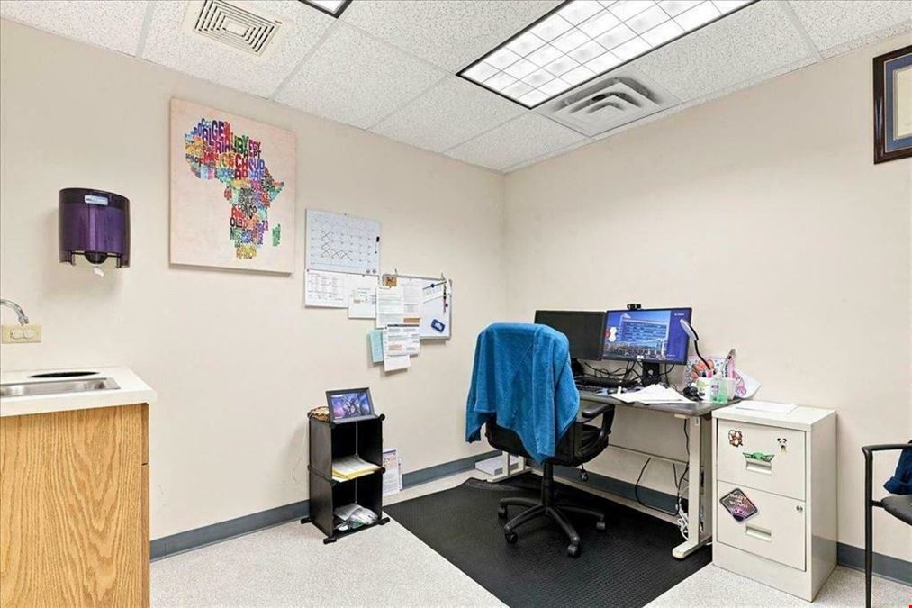TURNKEY MEDICAL & PROFESSIONAL OFFICE IN MCGAHEYSVILLE