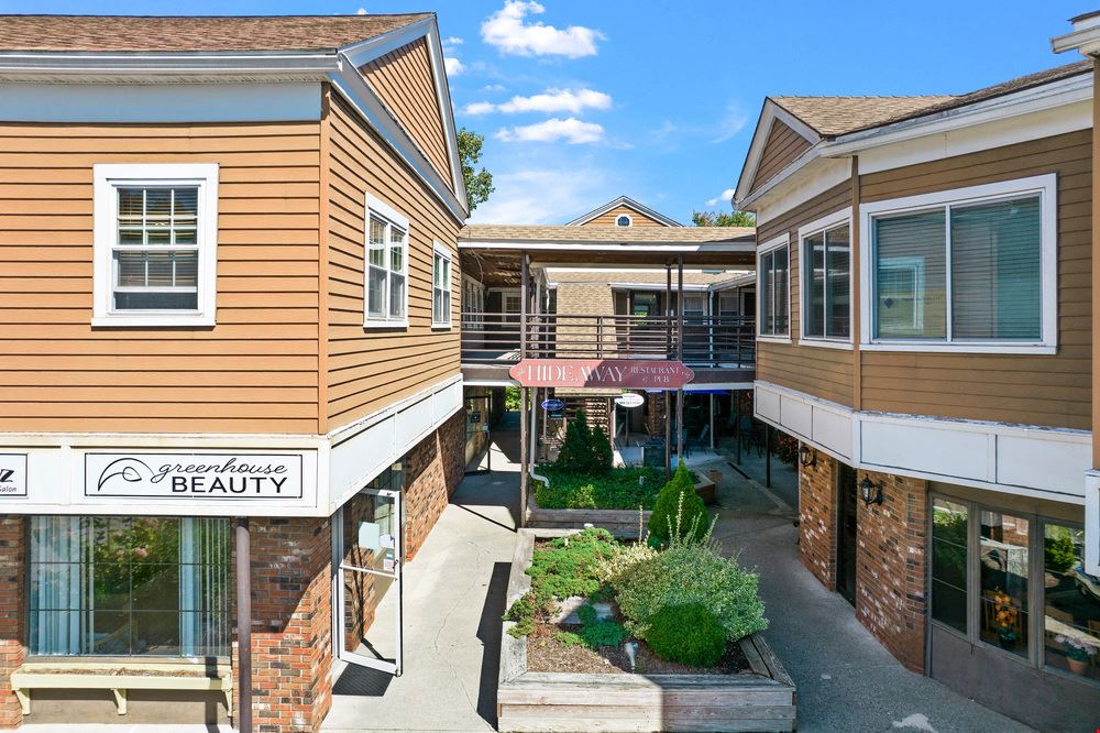 Old Lyme Shopping Center