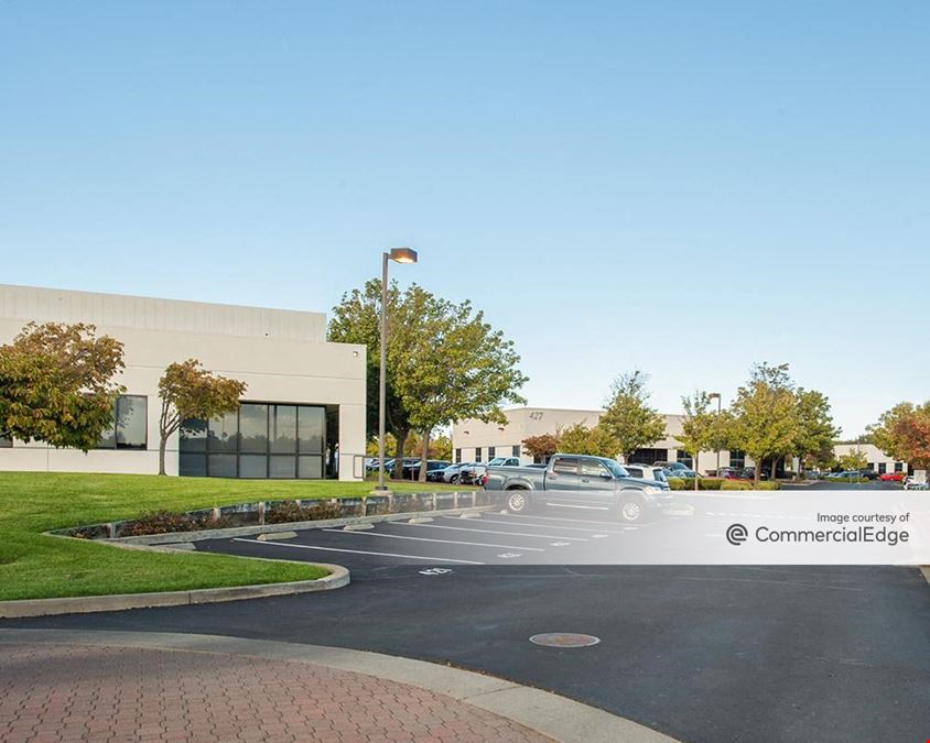 Fairfield Corporate Commons - 421, 425, 427, 431 & 435 Executive Court North