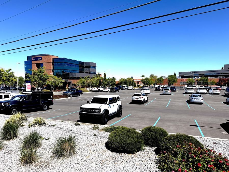 Cottonwood Medical Center