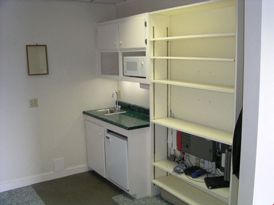 Gallery bldg. front facing office